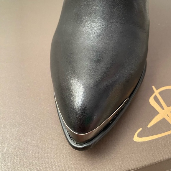 B. Makowsky Leather Ankle Boots. Black size 7.5 - Picture 3 of 8